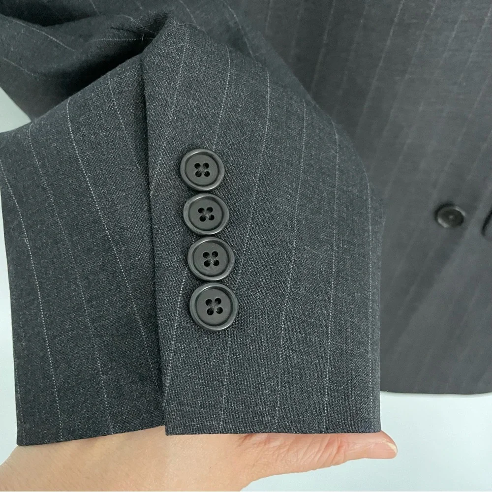 Brooks Brothers 346 Gray Pinstripe Stretch Wool Blazer  Size 46R